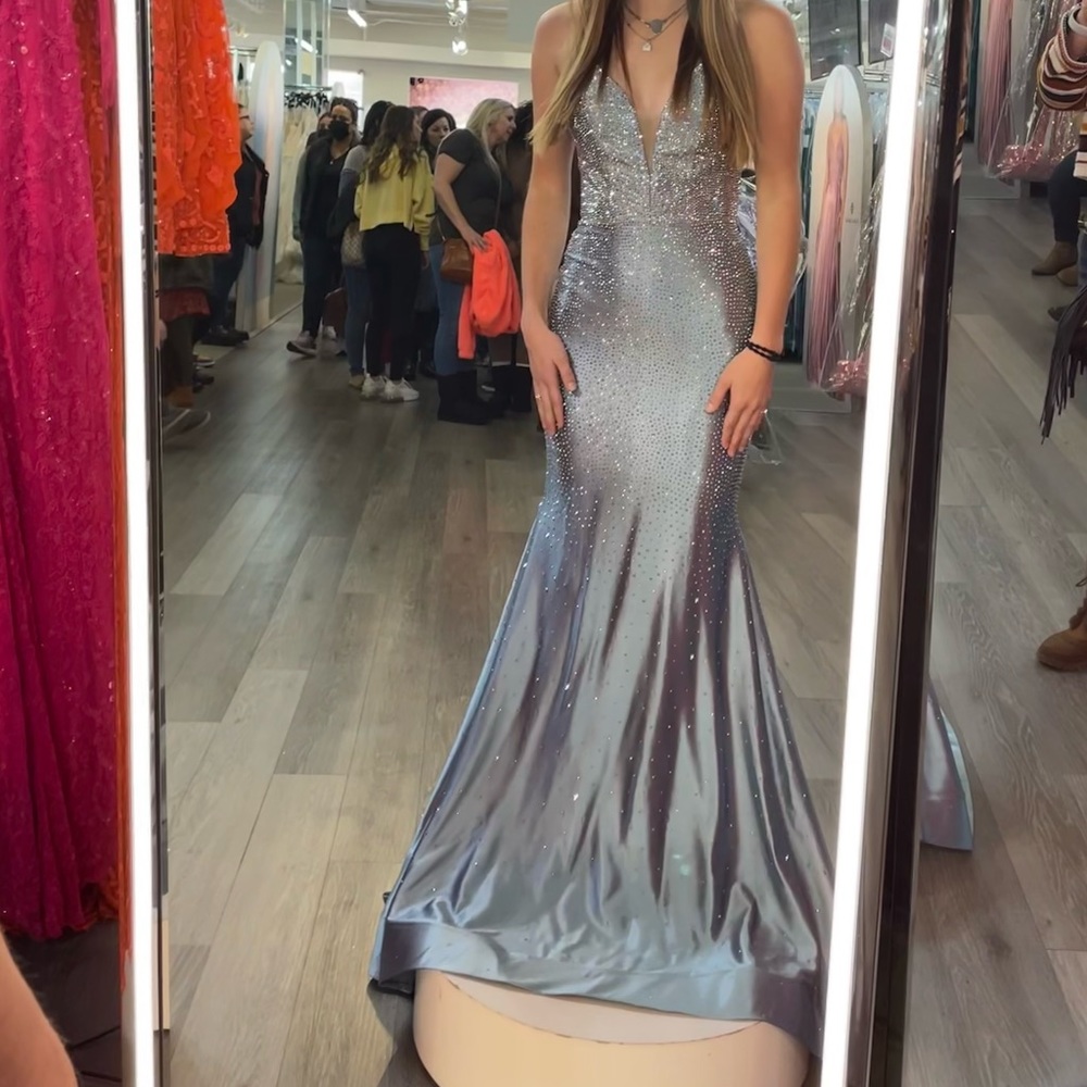 PRICE DROP!! SHERRI HILL PROM DRESS SIZE 2
